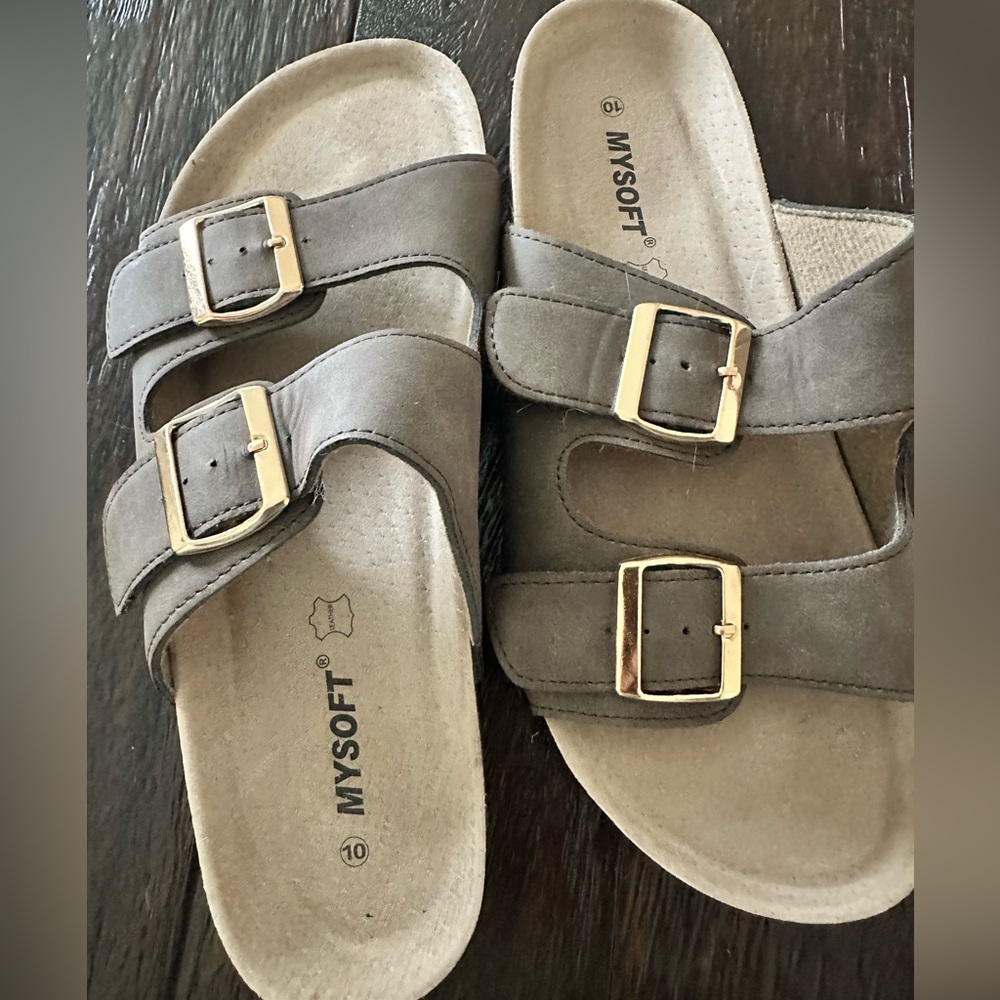 NWOT MYSOFT Brown Sandals with Gold Buckles size 10